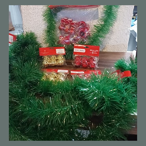 Kit Bolas de Natal Lisas Vermelhas e Douradas Master Christmas