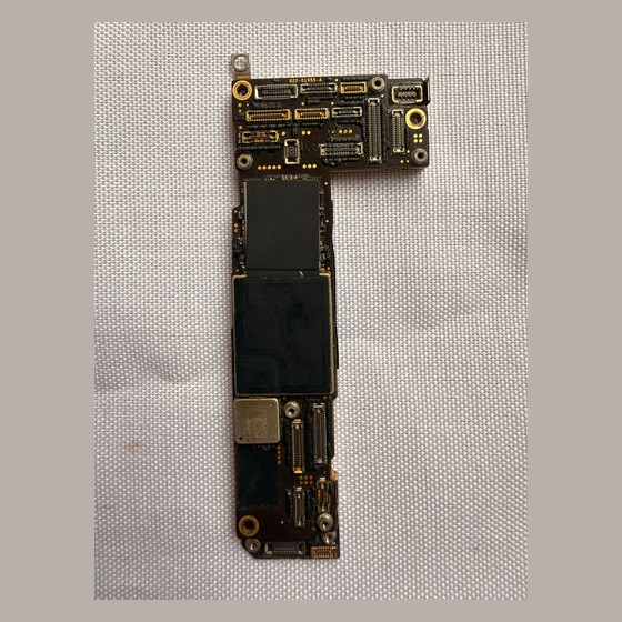 Placa Mãe iPhone 12 / 12 Pro Original Apple — LL59