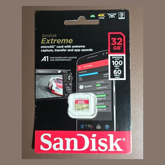 Cartão de Memória microSD SanDisk Extreme 32GB SanDisk — RB1323