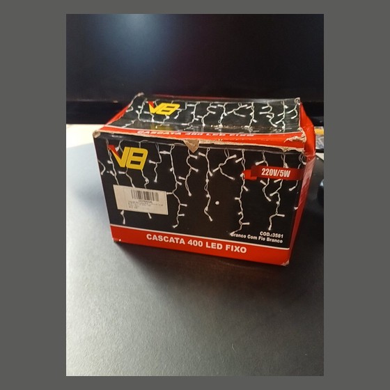 Cascata 400 LED Fixo V8 V8 — LT143