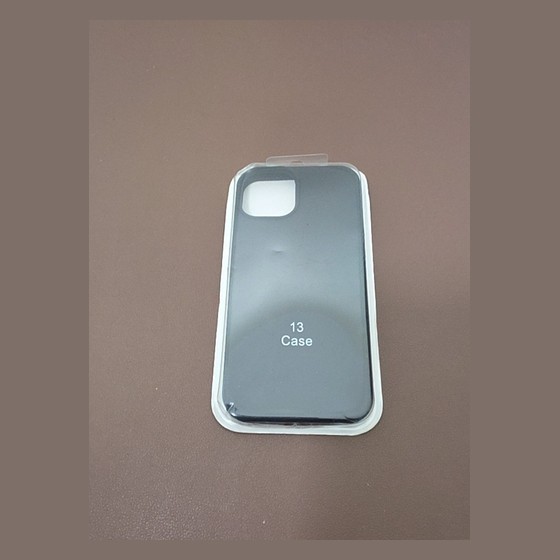 Capa Silicone para iPhone 13 Genérica (embalagem estilo Apple) — RB1358