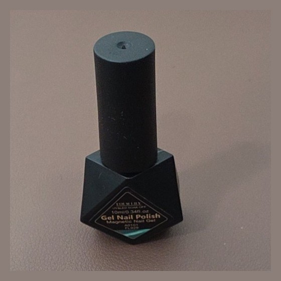 Esmalte em Gel Magnético VERDE Cat Eye 10ml Genérico (sem marca legível) — RB1377