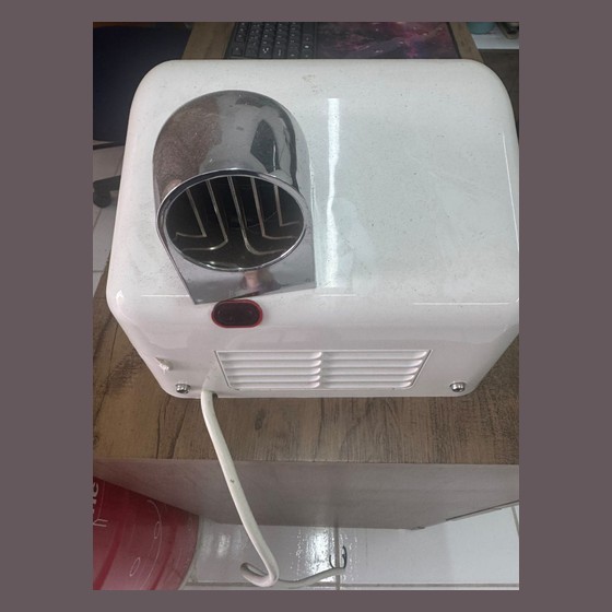 Secador de Mãos Elétrico Automático de Parede — SS190