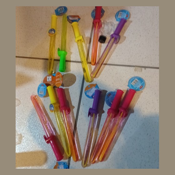 Kit 11 Lança Bolhas de Sabão Infantil Well Kids Well Kids — LT232