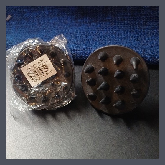 Kit 2 Massageador Manual Redondo com Pontas de Borracha Genérico — LT249