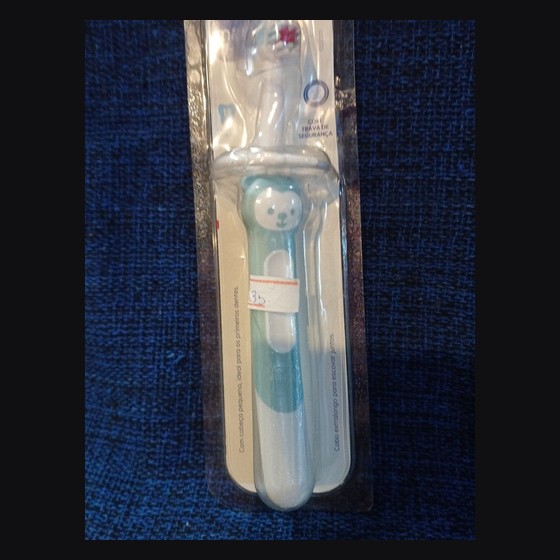 Escova de Dentes Infantil MAM Training Brush MAM — LT256