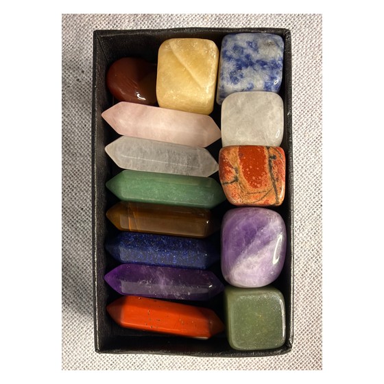 Kit de Cristais e Pedras dos 7 Chakras (14 peças) — LL126
