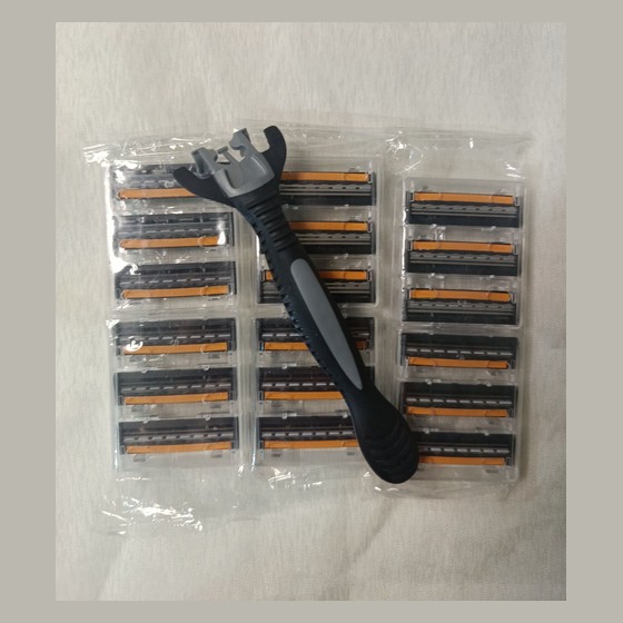 Kit Aparelho de Barbear com Cabo + 15 Cargas Refil (3 lâminas) Genérico — VB18