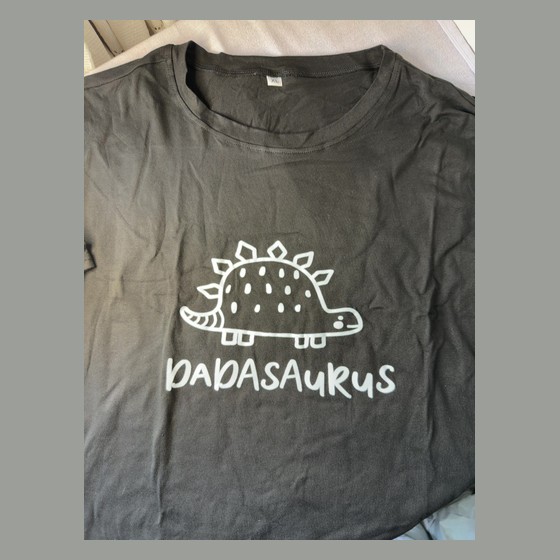 Camiseta Dadasaurus Dinossauro Estampada — LL145