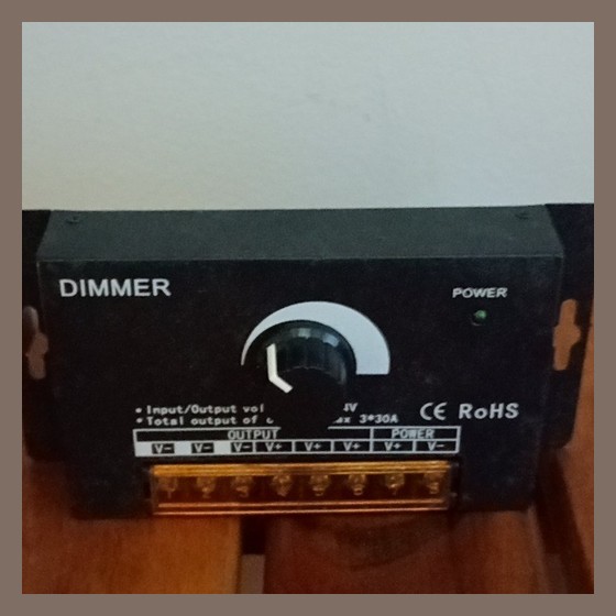 Controlador Dimmer para Fita de LED 12V/24V 30A