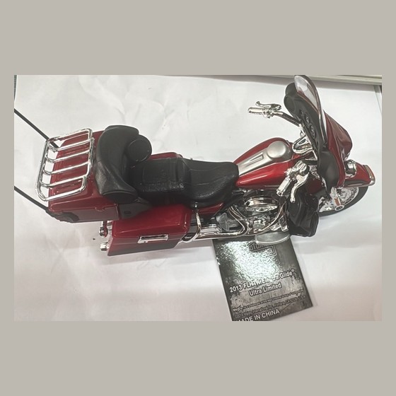 Miniatura Moto Harley-Davidson 2013 FLHTK Electra Glide Ultra Limited