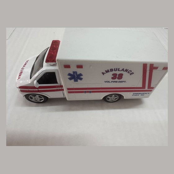 Miniatura Ambulância de Metal Escala 1:38