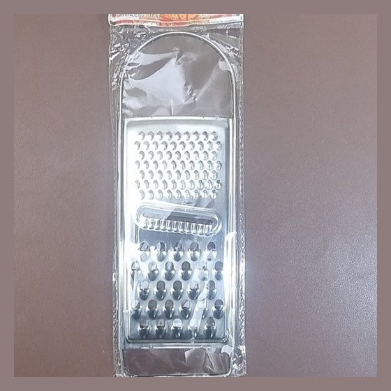 Ralador de Queijo e Legumes 4 Faces Inox